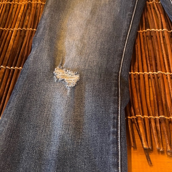 Hudson Beth Mid-Rise Baby Boot Cut Distressed Sz 29 - Picture 5 of 13